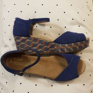 Tom's platform wedges